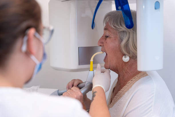 Best Weekend Emergency Dentist in Versailles, PA